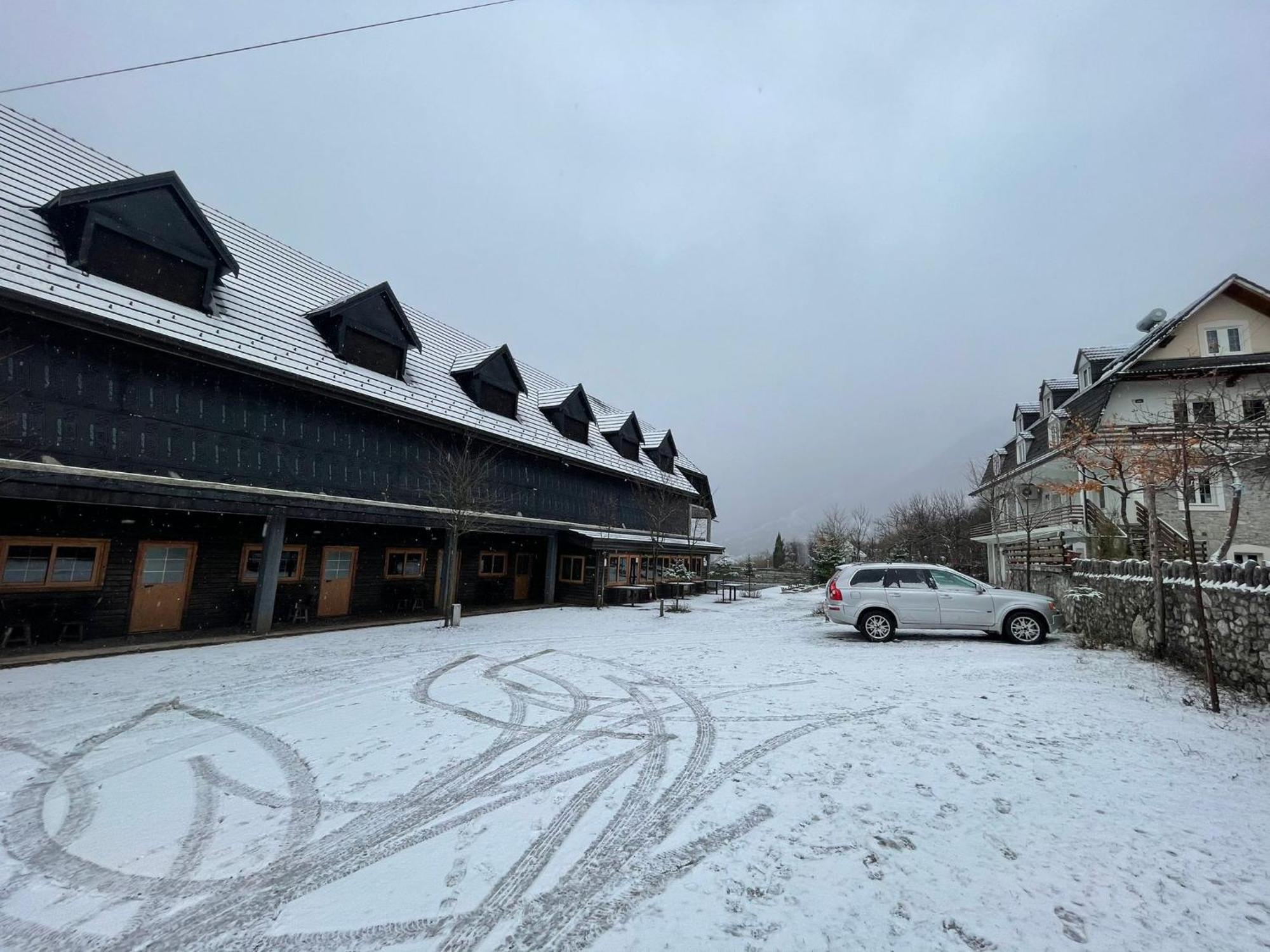 Boga Alpine Resort Exterior foto